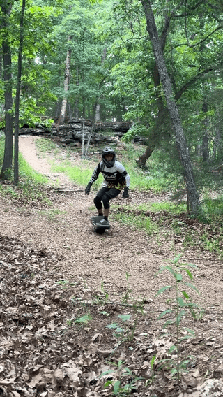 Obsessed with these high-speed, long distance jumps 🤘