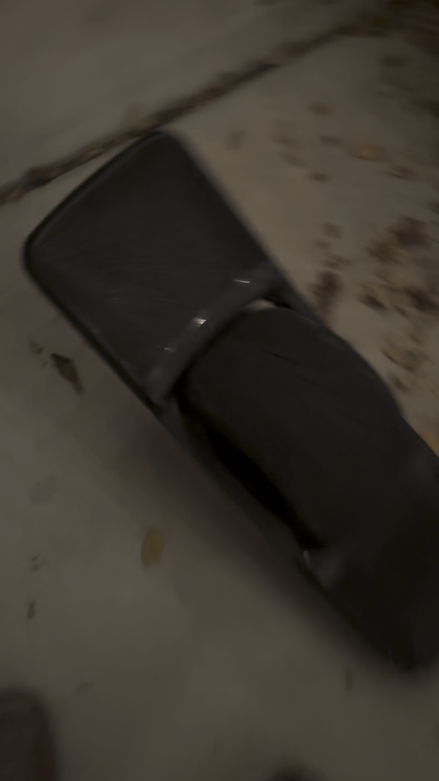 Im selling my OneWheel XL S series and a hyper charger for $3,750 life mileage is 38 miles