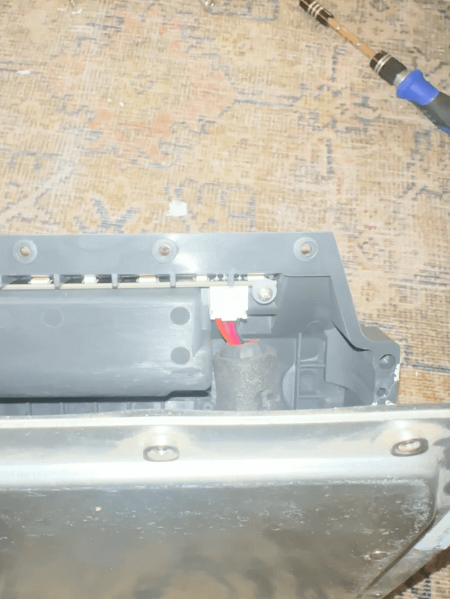 XR light flickering, opened up, what are your thoughts?