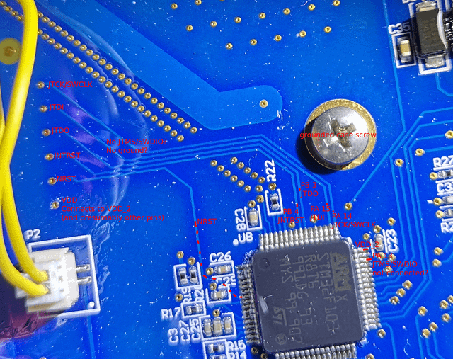 How can an ST-Link be connected to a Pint?