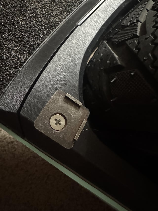 Does anybody have a spare set of Craft&Ride magnetic fender mounts for GT that I can buy?