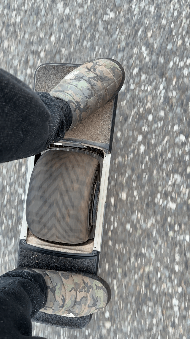 Why is my board doing this? ( I think it’s loose bolts but not sure)