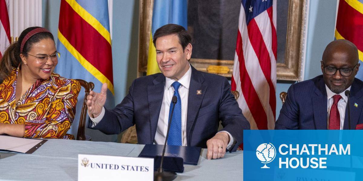 US Secretary of State Marco Rubio (C), Rwandan Foreign Minister Olivier Nduhungirehe (R) and DRC Foreign Minister Therese Kayikwamba Wagner sign a Declaration of Principles between the two countries in Washington, DC, on April 25, 2025.