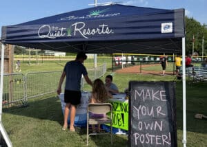 A picture from last year's Summer Nights event. Photo courtesy of the Bethany-Fenwick Area Chamber of Commerce.