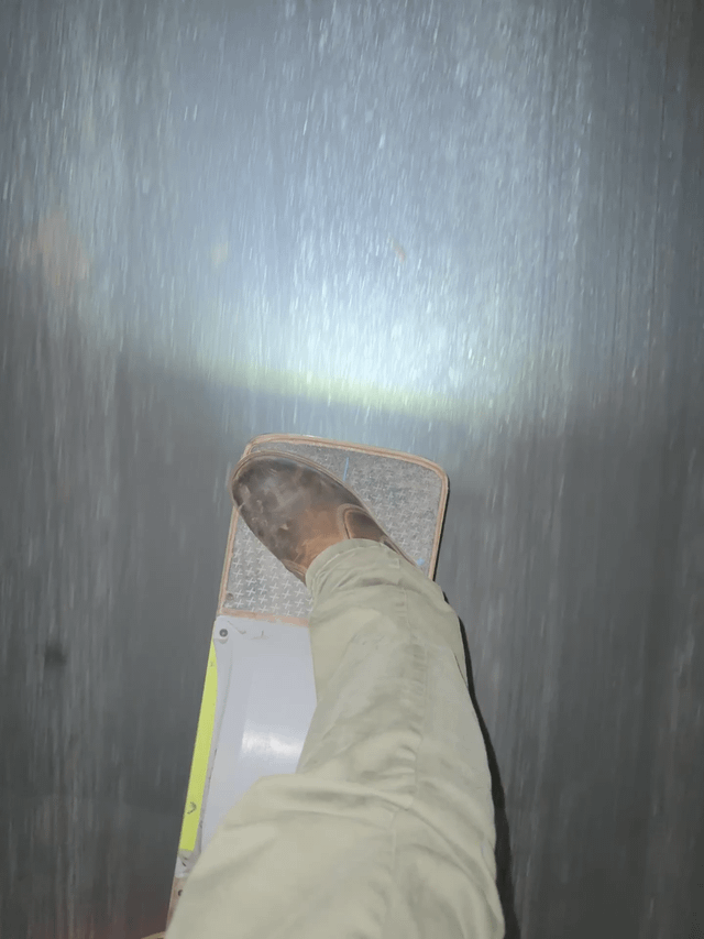 XR flickering headlight